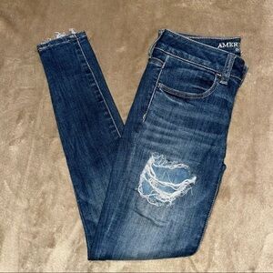 American Eagle Distressed Jegging Women’s Size 2 Short